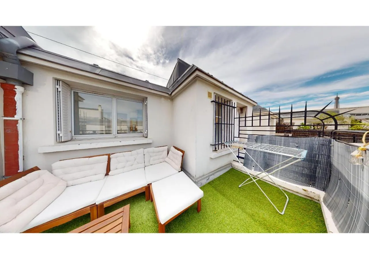 Joivy Charming Studio With Eiffel Tower View Διαμέρισμα Παρίσι