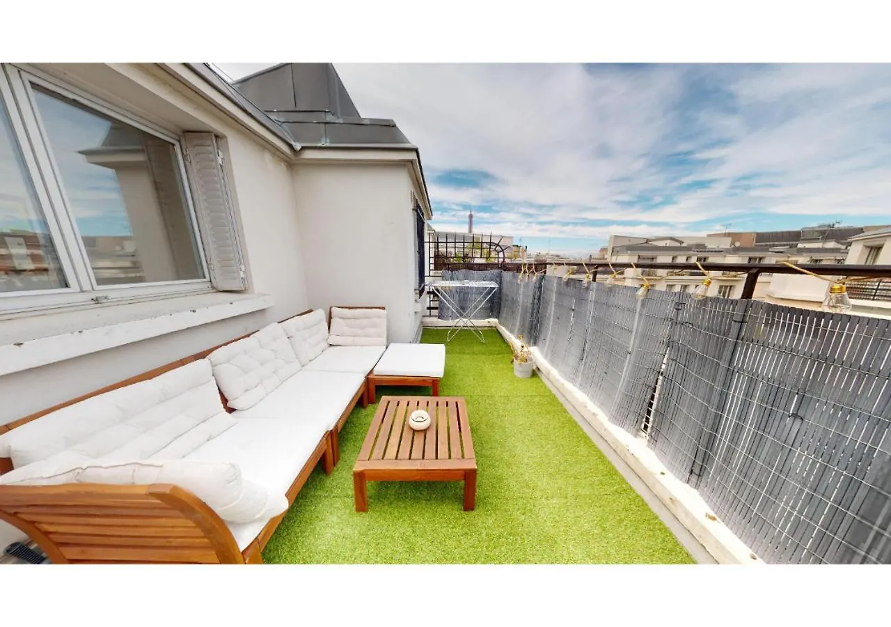 Joivy Charming Studio With Eiffel Tower View Apartment Paris France
