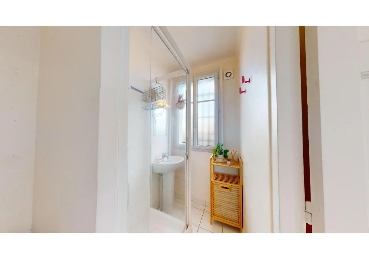Joivy Charming Studio With Eiffel Tower View Apartment Paris 0*,  France